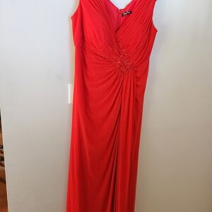 Vera Mont, scarlet red, Evening Gown with Bead Detailing
